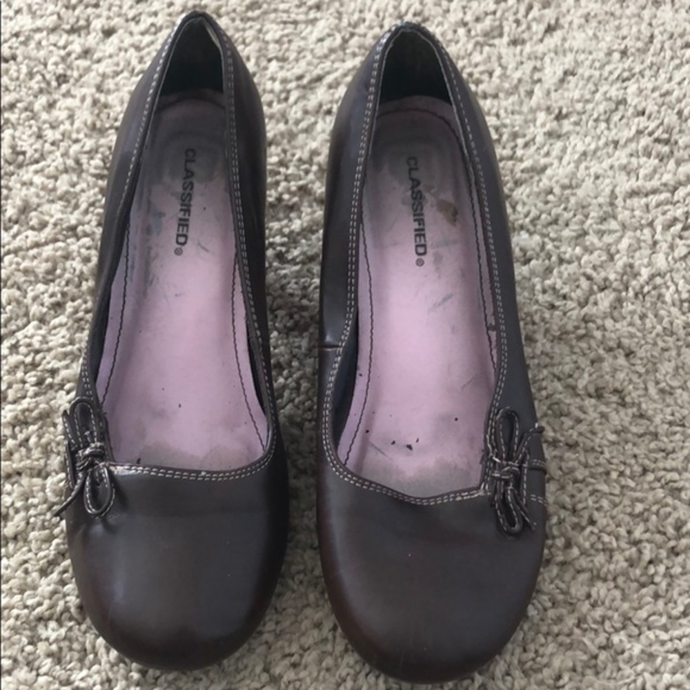 Women’s shoes.